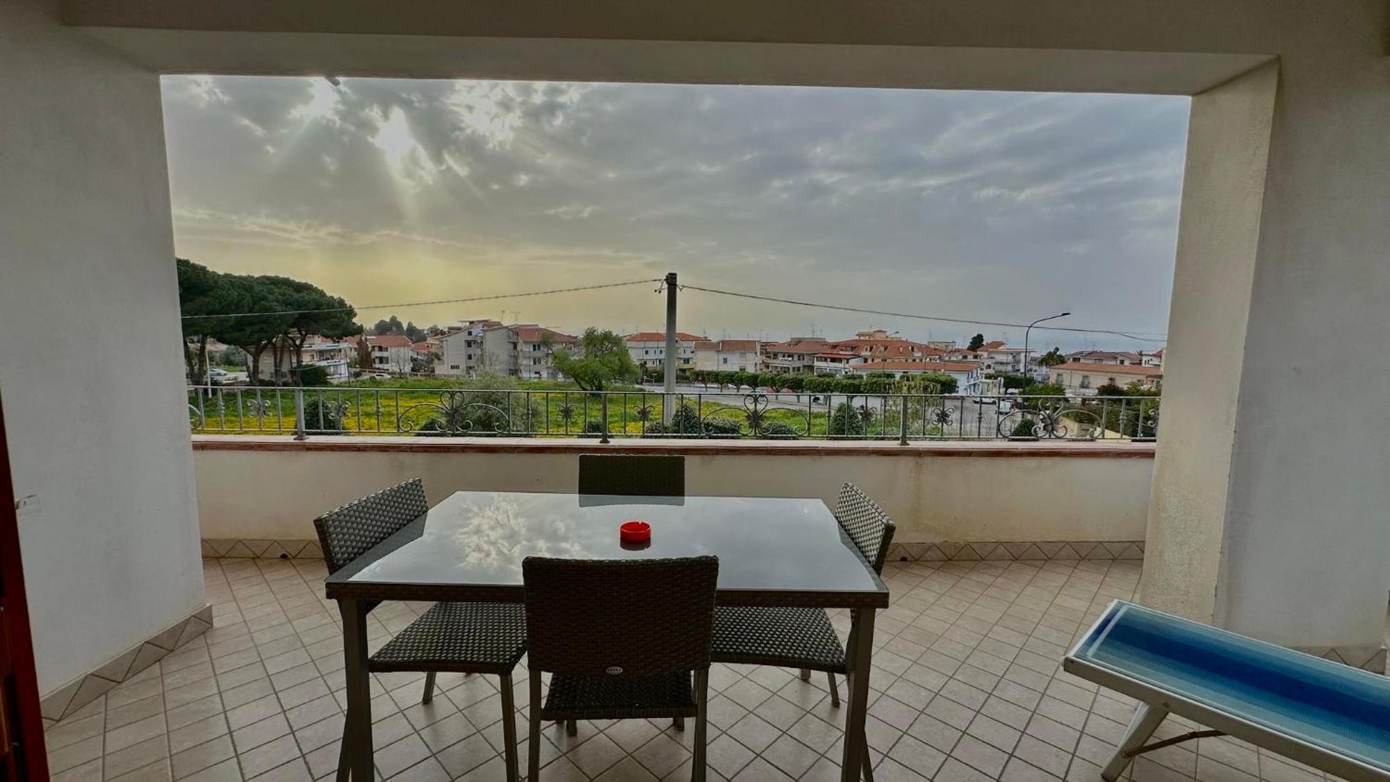 Sunrise Residence Santa Domenica  Exterior photo